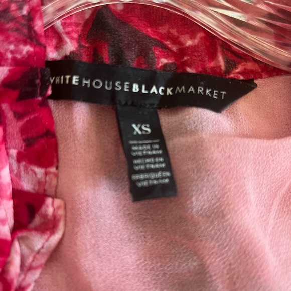 White House Black Market Pink Floral Top - Picture 5 of 5